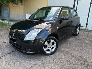 Suzuki Swift 1.3 4x4 5p.