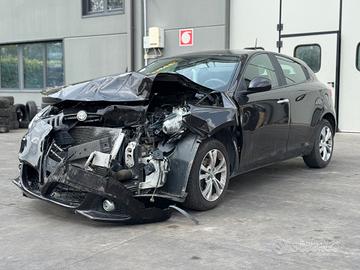 ALFA ROMEO GIULIETTA per ricambi usati 940A3000