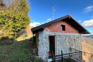 CASA INDIPENDENTE A VALBREVENNA