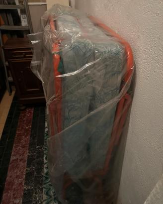 Letto singolo/ brandina pieghevole