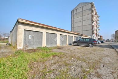 BOX A LIVORNO FERRARIS