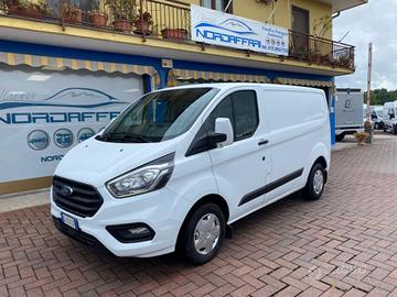 FORD Transit Custom 320 2.0 EcoBlue 130 PC Furgo