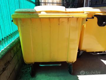 Contenitori per rifiuti