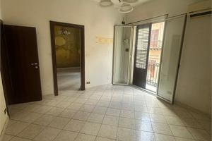 Zona Montepellegrino - Bivani ristrutturato