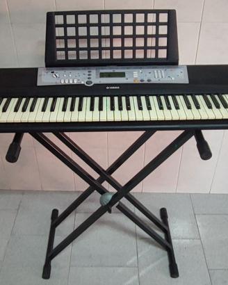 Pianola Yamaha YPT-200