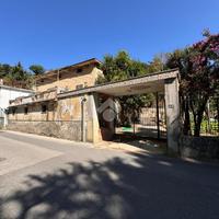 CASA INDIPENDENTE A SALERNO