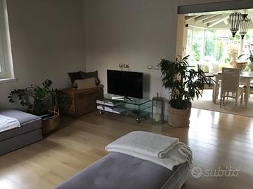 Mobile console per tv