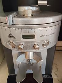 Macina caffè professionale 