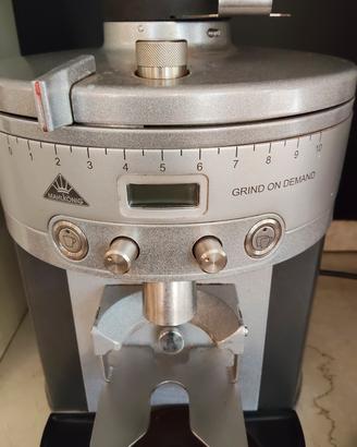 Macina caffè professionale 