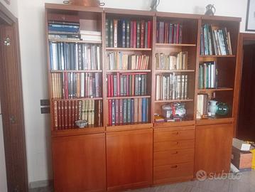 Libreria composta da 4 moduli