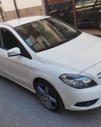 MERCEDES-BENZ B 160 EXECUTIVE – SOSPENSIONE NUOVA 
