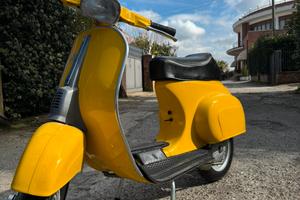 Vespa 50