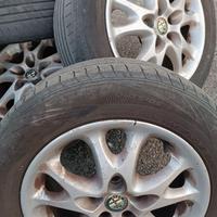 195/60/15 88v nexen 4 cerchi lega 147