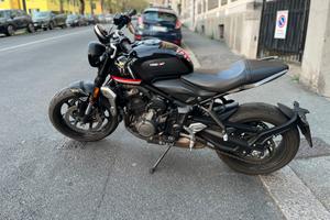 Triumph Trident 660 Depotenziata 35 Kw Patente A2