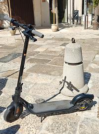 Monopattino elettrico Ninebot