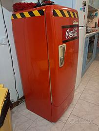 veccho frigo vintage armadietto