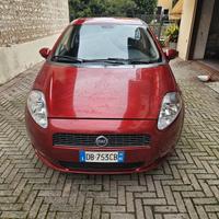FIAT GRANDE PUNTO 1.4 77CV 57KW OK NEOPATENTATI 