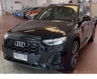 Audi Q5 2 serie S Line plus , black edition