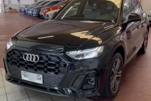 Audi Q5 2 serie S Line plus , black edition