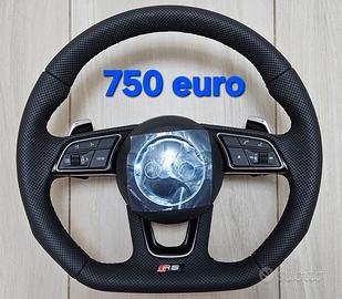 Volanti Audi in diverse configurazioni 