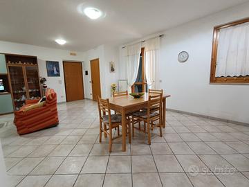 Ampio appartamento con garage