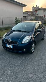 Toyota yaris 2
