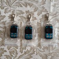 telecomandi univer 3 pezzi ,per cancelli e garage 