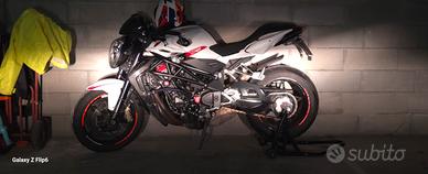 Brutale 1090R