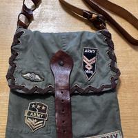 Tracolla artigianale in stile militare