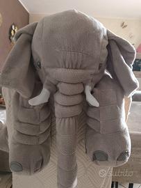 Peluche elefante adatto a book fotografici