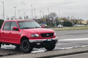 vendó/permuto Ford f150 5.4 v8 4x4