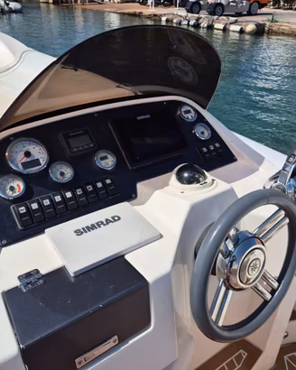 🚤 NOAH 26’ – VOLVO PENTA V8 320 CV – PRONTO A NAV
