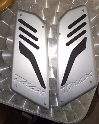 Tmax 530 pedane - tappetini alluminio 