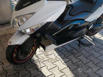 Yamaha T Max - 2011
