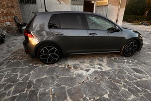Volkswagen golf 1.6 tdi 116cv allestimento gti