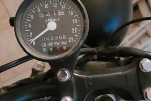  Suzuki GSX 750 cafe racer 