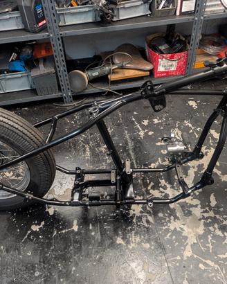 telaio replica panhead con documenti e targa 