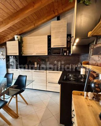Cucina 5 anni di vita come nuova