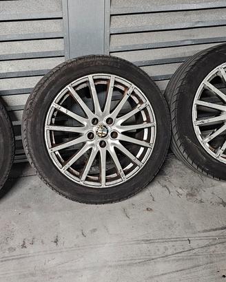 Cerchi Alfa Romeo R18 Gommati