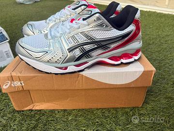Scarpe asics da ginnastica
