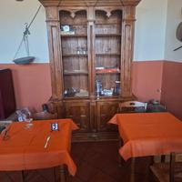Credenza antica