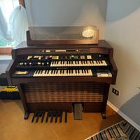 Organo Hammond serie T