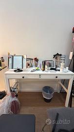 Scrivania Ikea