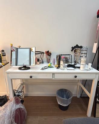 Scrivania Ikea