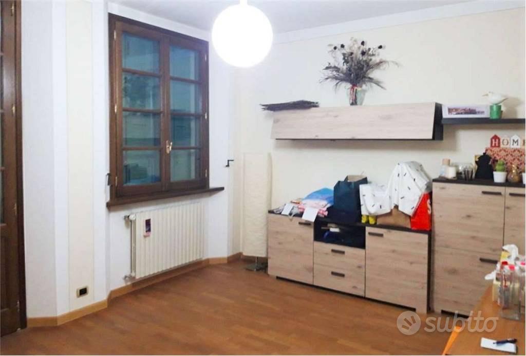 Villa di 600 m² con 5 locali e box auto a Reggio E - Vista 6