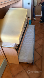 Cameretta con Armadio e due letti. 1 a cassetto