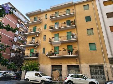 5 LOCALI A COSENZA