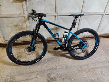 Mountain Bike giant 27,5" - Taglia M - Azzurro e N