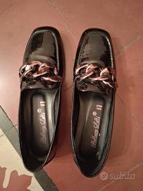 mocassino in vernice nera