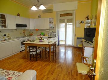 6 LOCALI A CASTROVILLARI